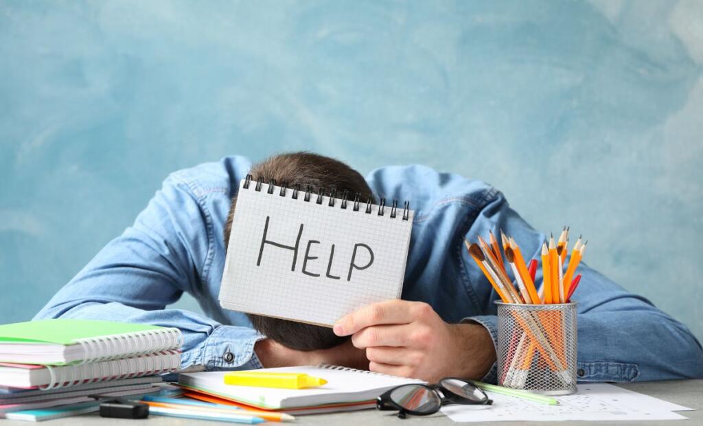 A student in stress needs a help